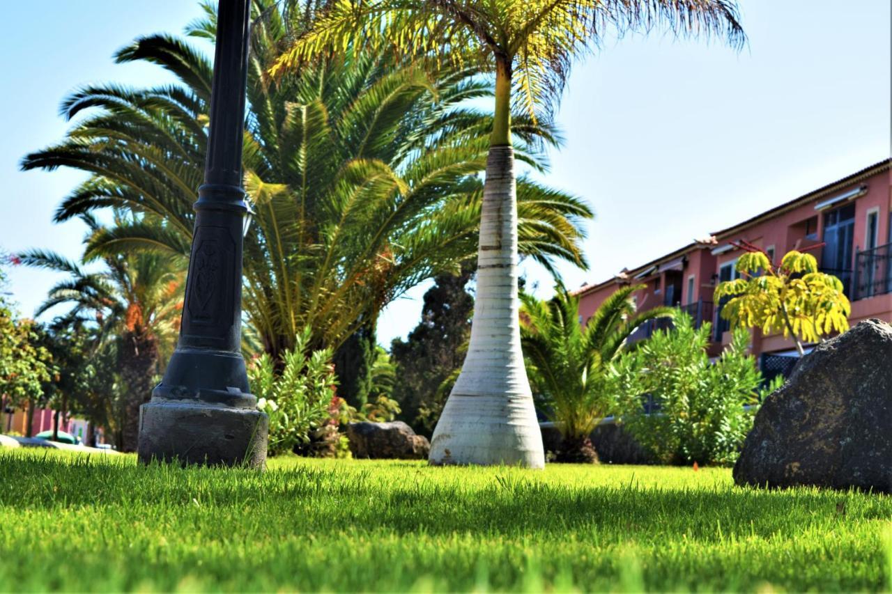 Victoria Family Apartman Tenerife Costa Del Silencio Luaran gambar